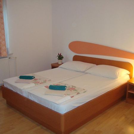 Guesthouse Koprivec Ljubljana Dış mekan fotoğraf