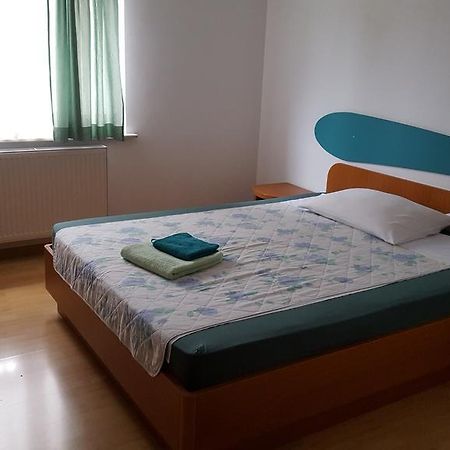 Guesthouse Koprivec Ljubljana Dış mekan fotoğraf