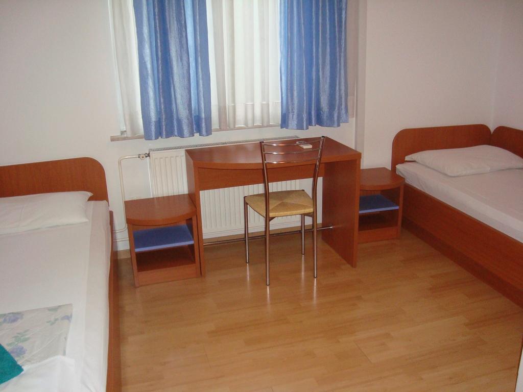 Guesthouse Koprivec Ljubljana Oda fotoğraf