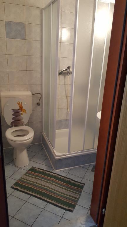 Guesthouse Koprivec Ljubljana Dış mekan fotoğraf