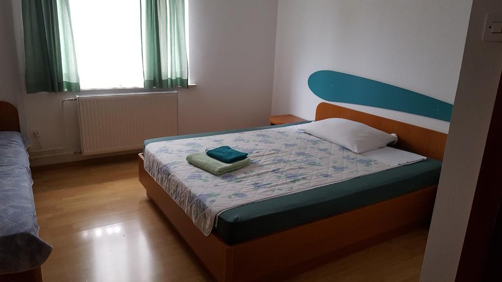 Guesthouse Koprivec Ljubljana Dış mekan fotoğraf